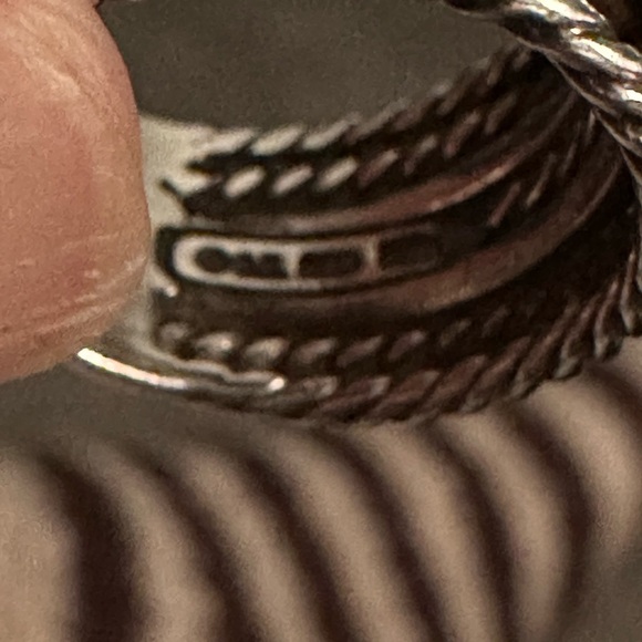 DAVID YURMAN~ Double X Crossover ring with diamonds - Picture 6 of 7